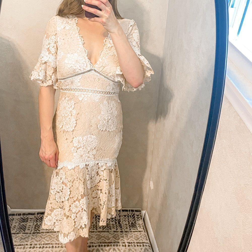 Saylor Maggie Lace Sheath Dress Beige Cream M - Picture 9 of 9